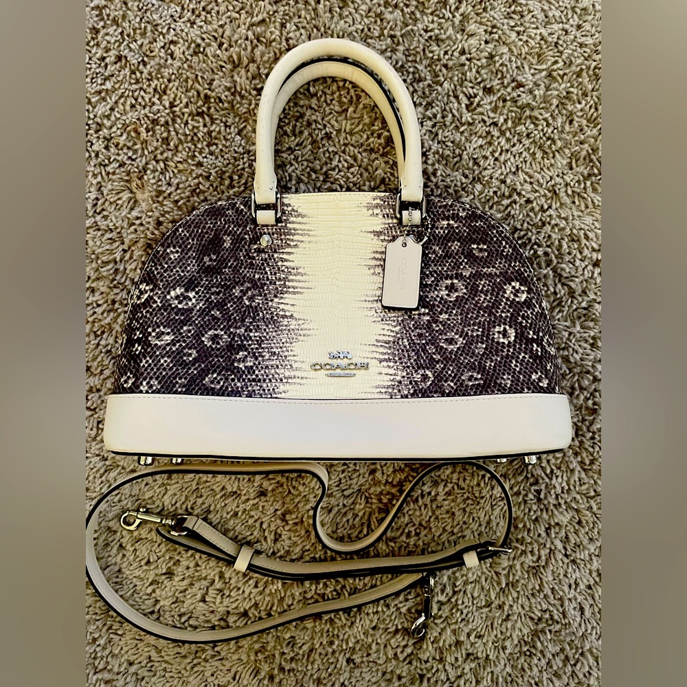 Coach KADY an excellent like new condition